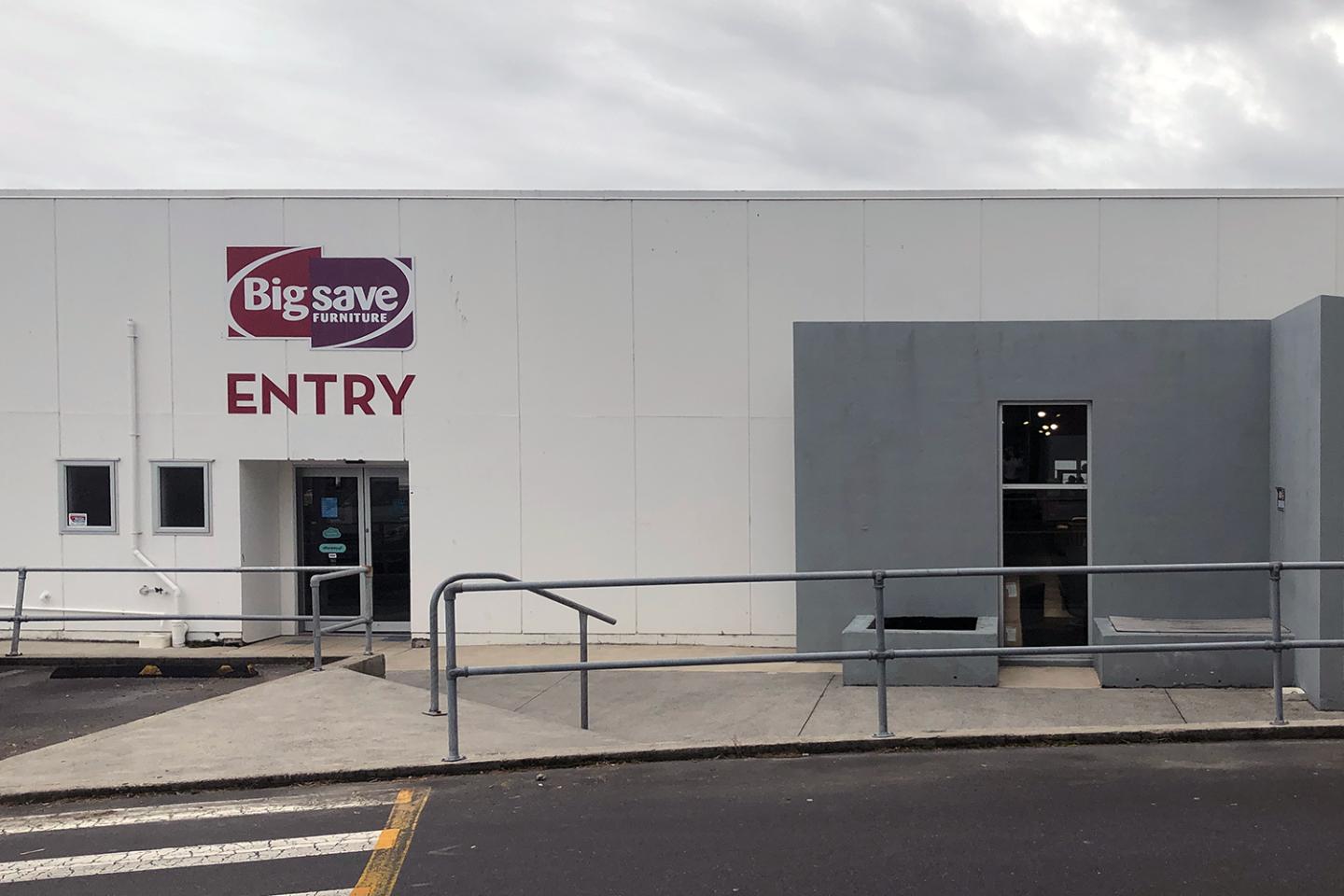 Big Save Furniture Fraser cove